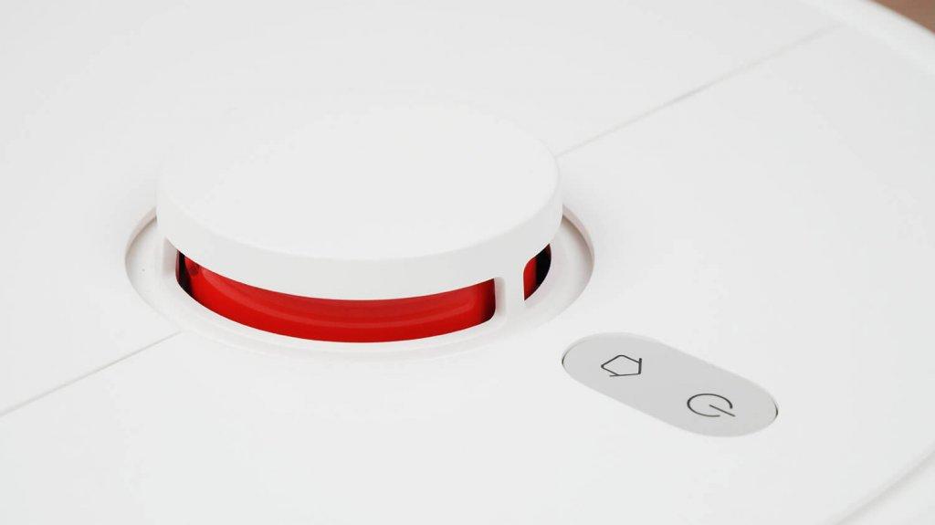Aspirateur robot Xiaomi S10+ : Lidar et boutons de commande