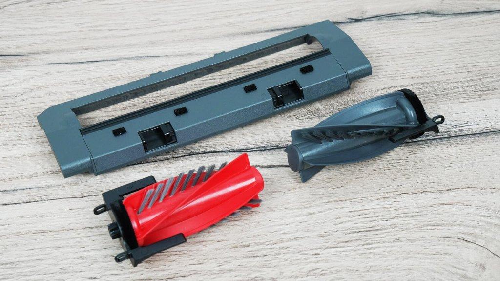 Roborock Saros 10R : Brosse centrale