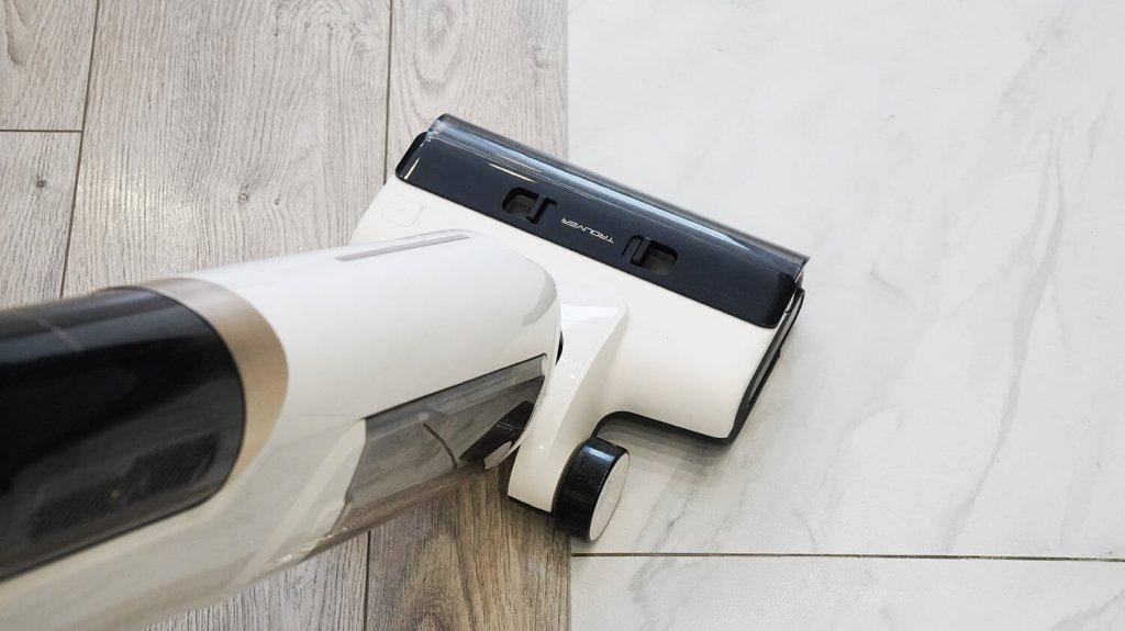 Trouver K30 : Nettoyage quotidien des sols