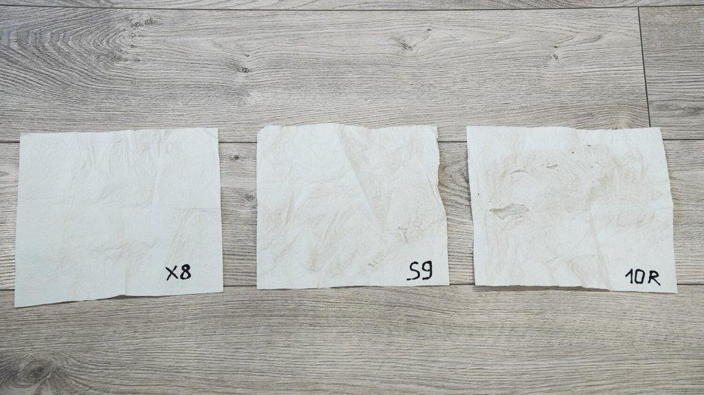 L'état des serviettes après avoir essuyé le sol