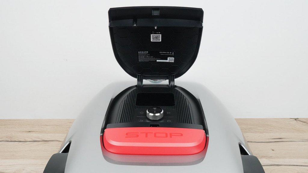 Tondeuse robot Dreame A1 : Panneau de commande sous le capot