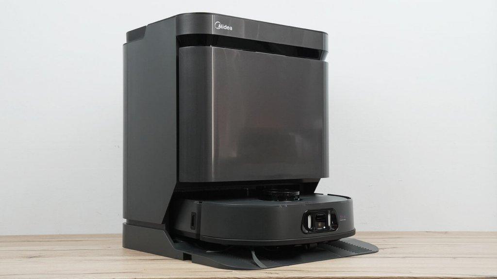 Magnétoscope Midea V15 Pro Ultra : Un robot à la station