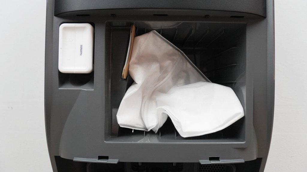 3i P10 Ultra : Réservoir à lessive et sac à déchets