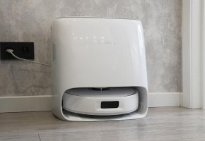Narwal Freo X Ultra : un aspirateur robot qui n'a pas peur des cheveux longs !
