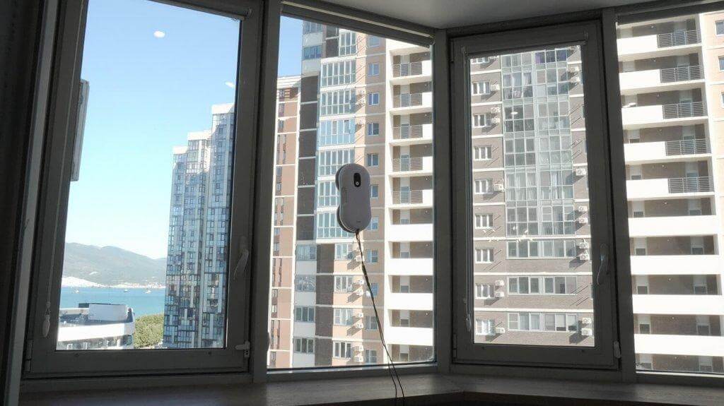 Gadget U100 : Nettoyeur de vitres grand format