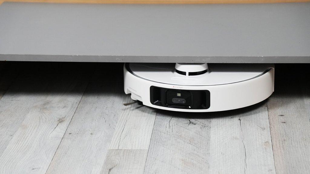 Trouver P50 Pro Ultra : Passer sous les meubles bas