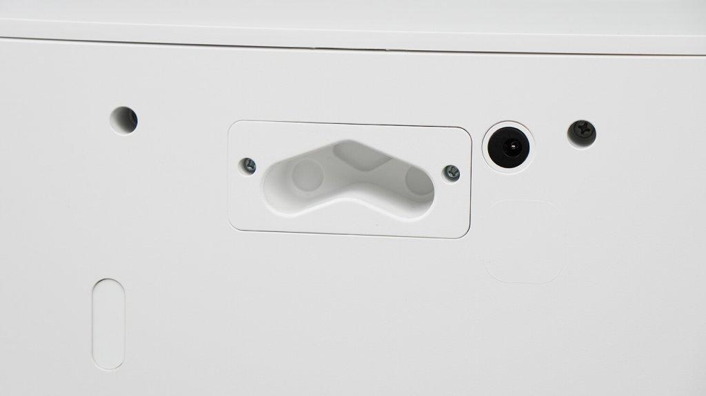 Rouleau Dreame Aqua 10 Ultra Complet : Coudes pour le raccordement aux réseaux d’égouts et d’eau.