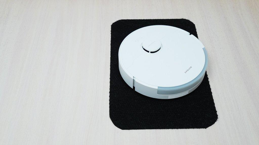 Dreame D20 Pro : Conduite sur surfaces noires
