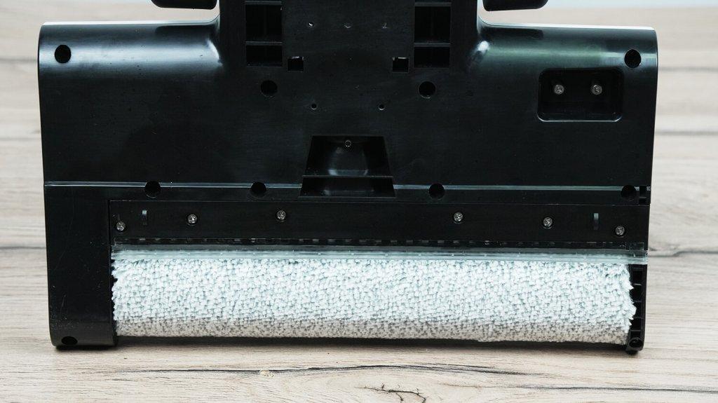 Neatsvor T50 : Le rouleau est décalé vers le bord du corps