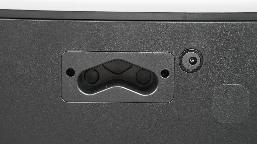 Dreame Matrix10 Ultra : Connecteur pour le raccordement du module de drainage automatique