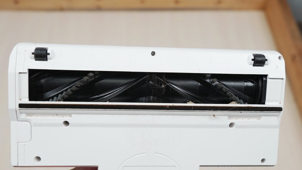 Polaris PVCSDC 3000 Wi-Fi IQ Home : Rouleau après la collecte des ordures