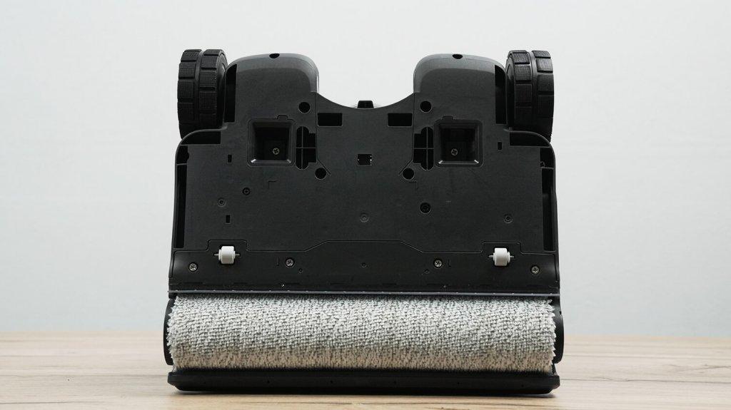 Roborock F25 Ultra : Rouleau