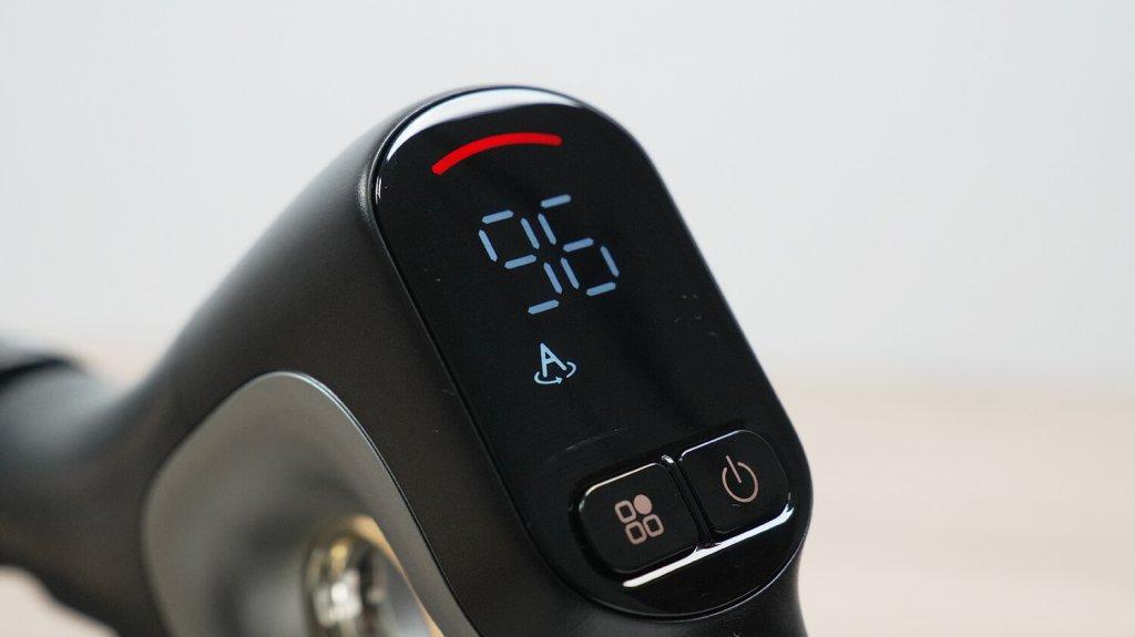 Trouver M50 Ultra : Boutons d’affichage et de commande
