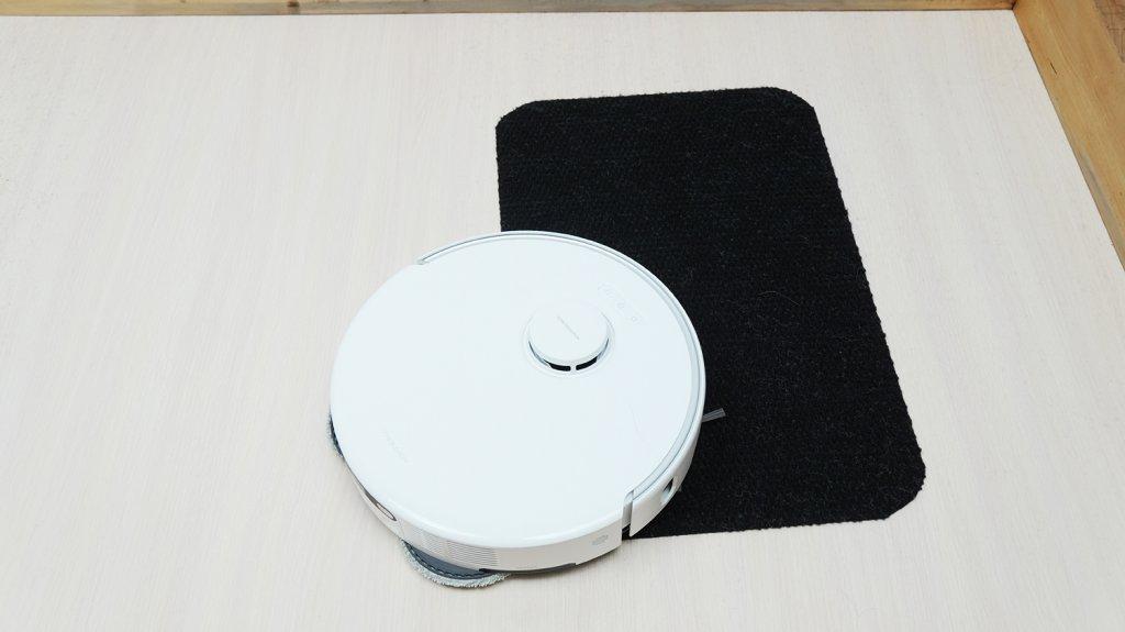 Trouver P50 Ultra : Conduite sur surfaces noires